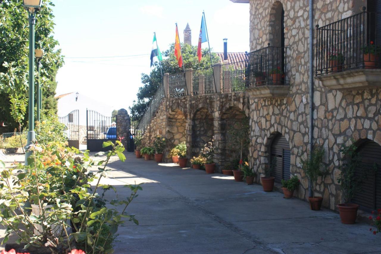 Hotel Rural El Convento Valencia de Alcántara エクステリア 写真