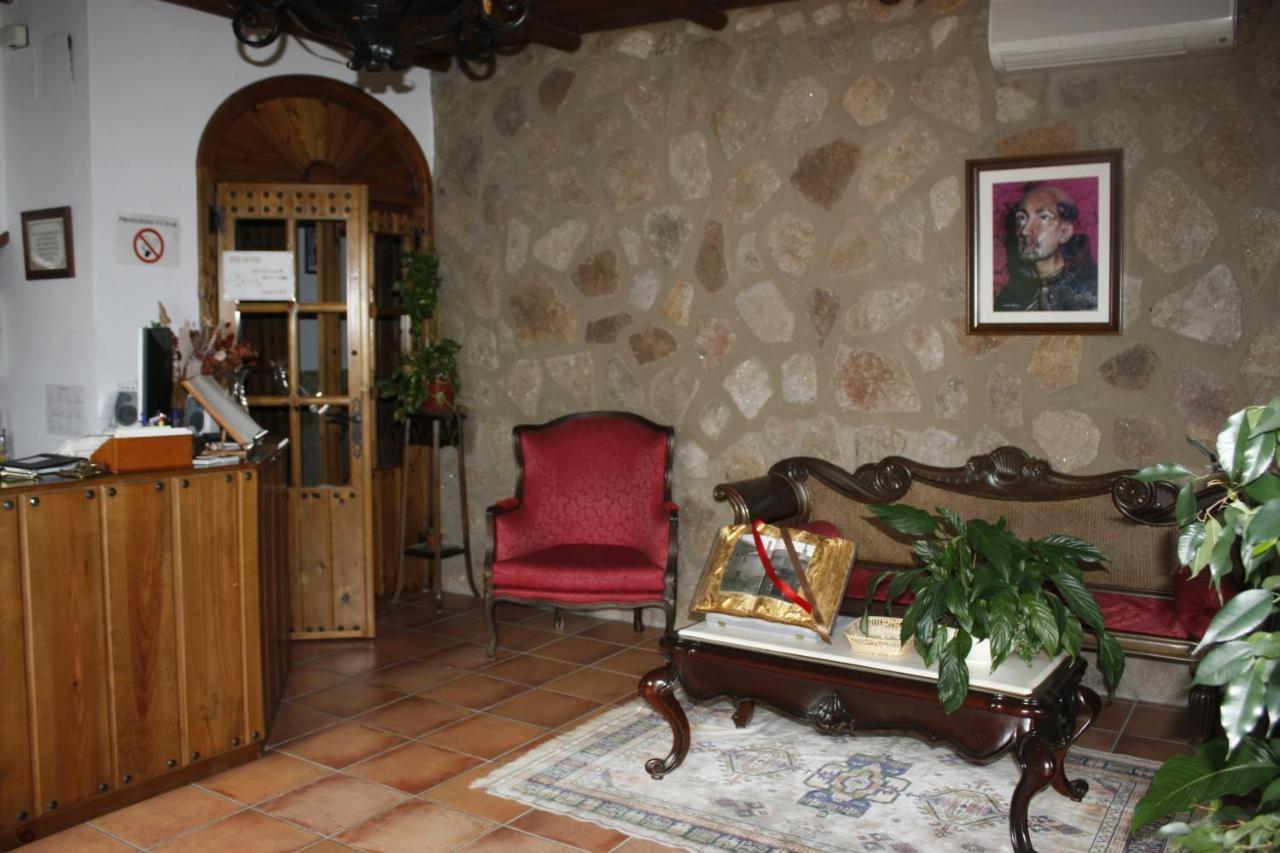 Hotel Rural El Convento Valencia de Alcántara エクステリア 写真
