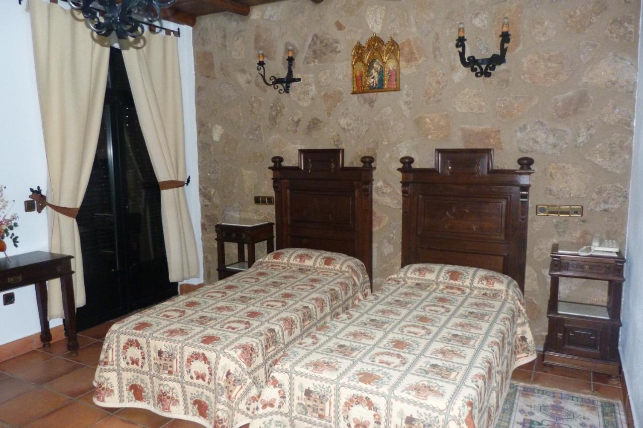Hotel Rural El Convento Valencia de Alcántara エクステリア 写真